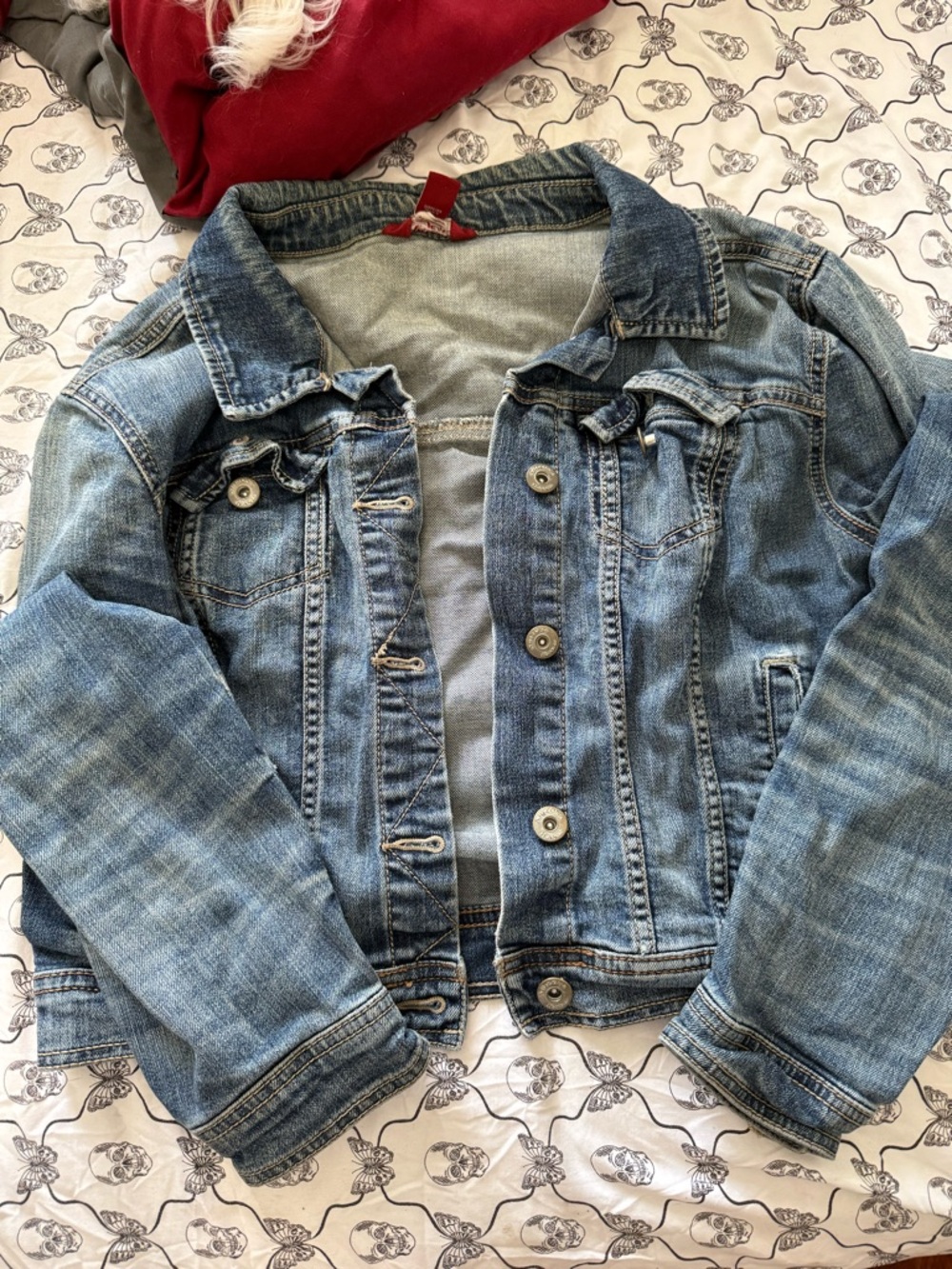 Arizona Jean Company Light Wash Denim Jacket